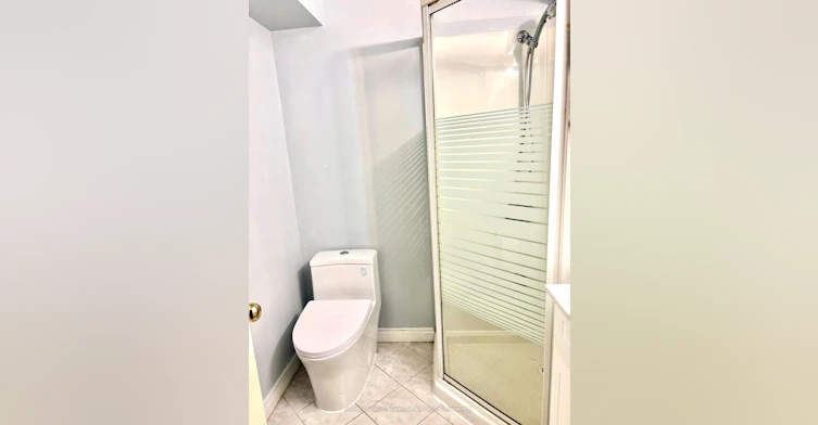 27 Dalbret Crescent, Toronto, ON, M1T 2X2 - 10