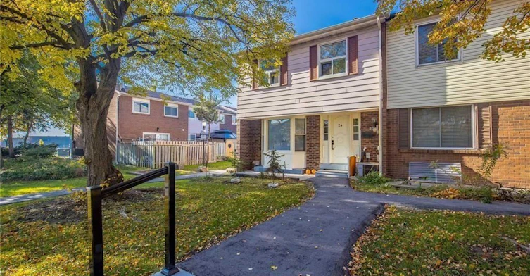 BSM 24-1500 Sandhurst Circle, Toronto, ON, M1V 1W5 - 2