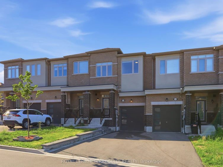 2563 Winter Words Drive, Oshawa, ON, L1L 0S9 - 2