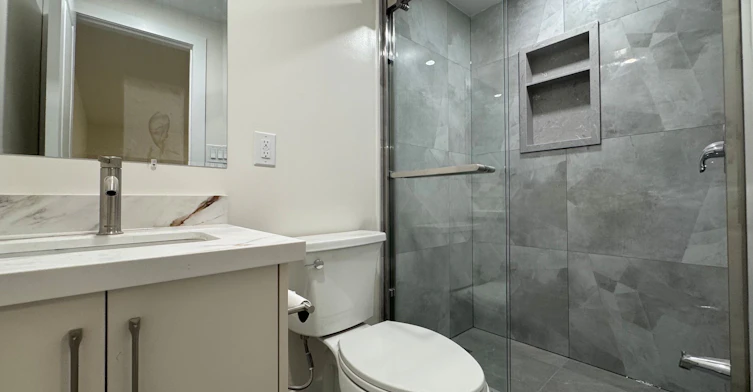 47 Shropshire Drive, Toronto, ON, M1P 1Y8 - 5