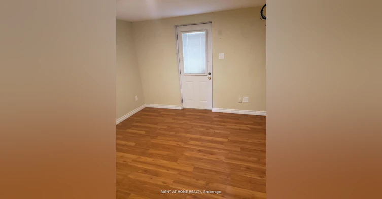 29 Ravenview Drive, Toronto, ON, M1E 3L9 - 11