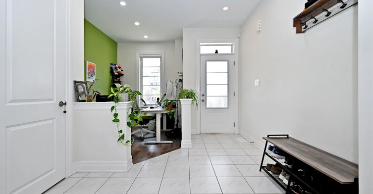 82 WESTFIELD DRIVE Westfield Drive, Whitby, ON, L1P 0E9 - 4
