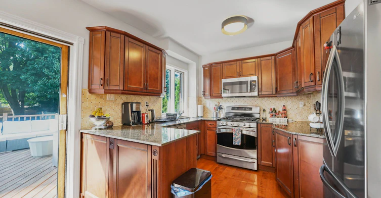 72 Glenridge Road, Toronto, ON, M1M 1A8 - 9
