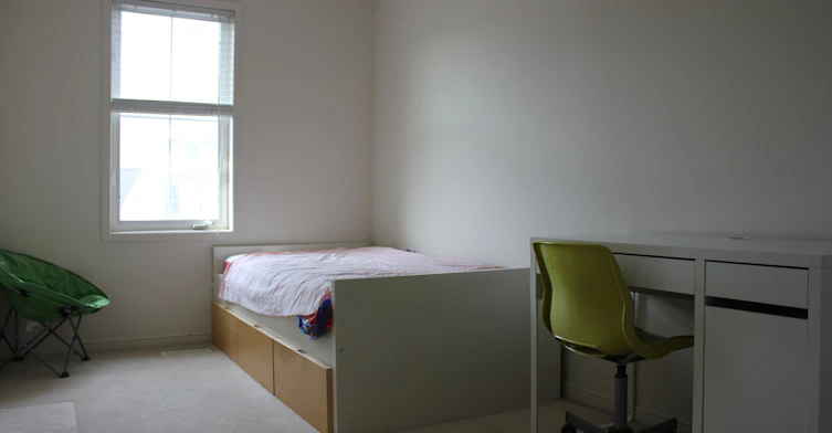 33 Kiriakou Street, Toronto, ON, M1P 5G8 - 8