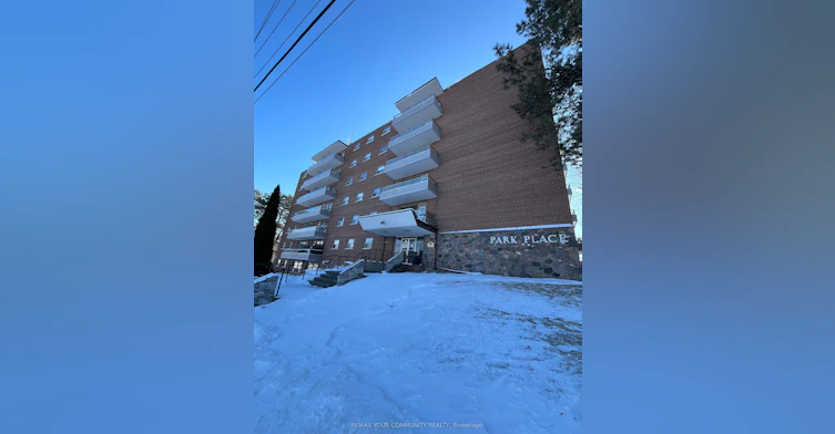 156-199 Hillcroft Street, Oshawa, ON, L1G 2L7 - 2