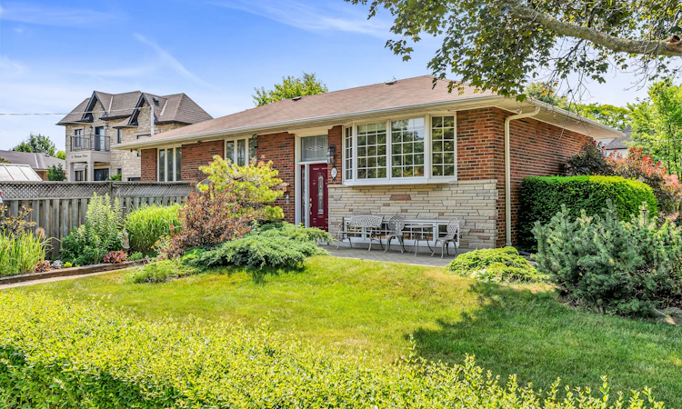 18 Verlaine Place