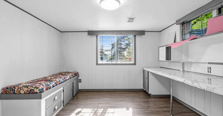310 East Avenue E, Toronto, ON, M1C 2W4 - 21