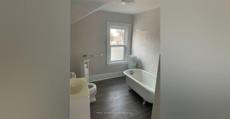 3-178 Adelaide Avenue E, Oshawa, ON, L1G 1Z4 - 9