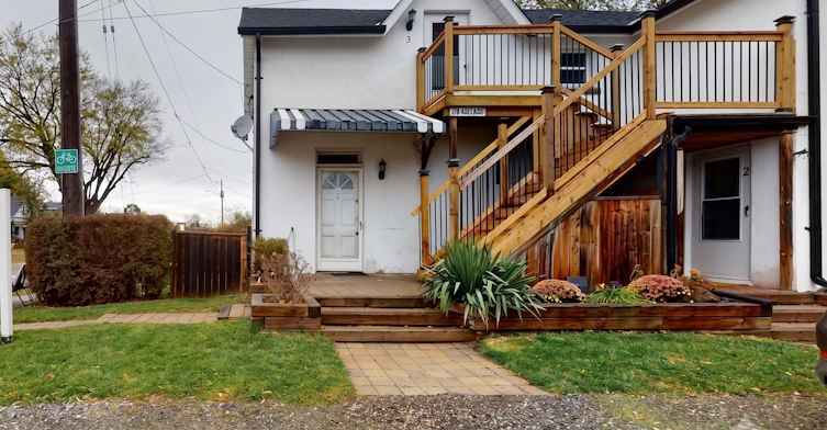3-178 Adelaide Avenue E, Oshawa, ON, L1G 1Z4