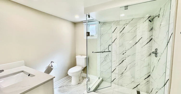 BSMT-225 Ferris Road, Toronto, ON, M4B 1H2 - 3