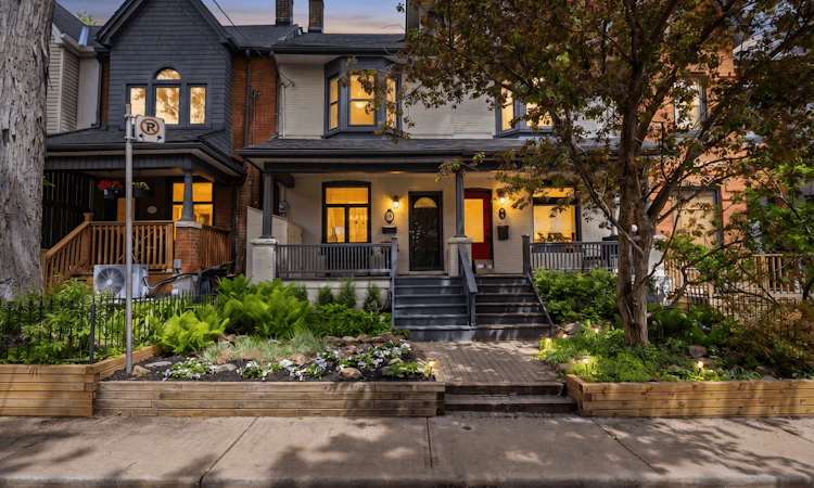 75 Tiverton Avenue