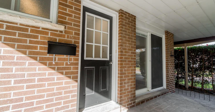 899 Florell Drive, Oshawa, ON, L1H 6W3 - 3