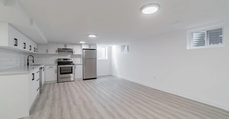 899 Florell Drive, Oshawa, ON, L1H 6W3 - 5