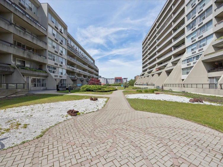 1016-55 William Street E, Oshawa, ON, L1G 7C9 - 26