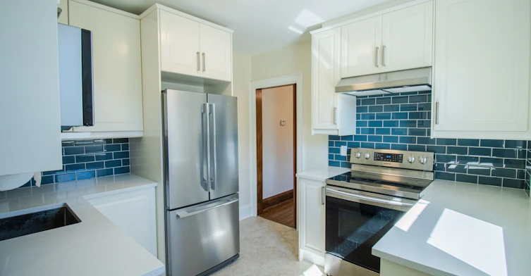 482 Donlands Avenue, Toronto, ON, M4J 3S6 - 17
