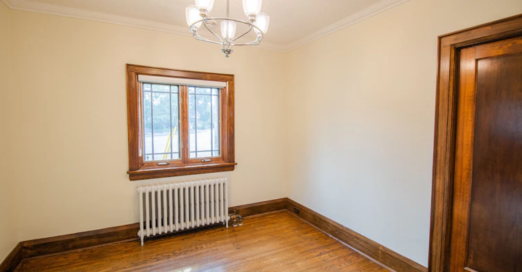 482 Donlands Avenue, Toronto, ON, M4J 3S6 - 9
