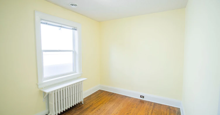 482 Donlands Avenue, Toronto, ON, M4J 3S6 - 12
