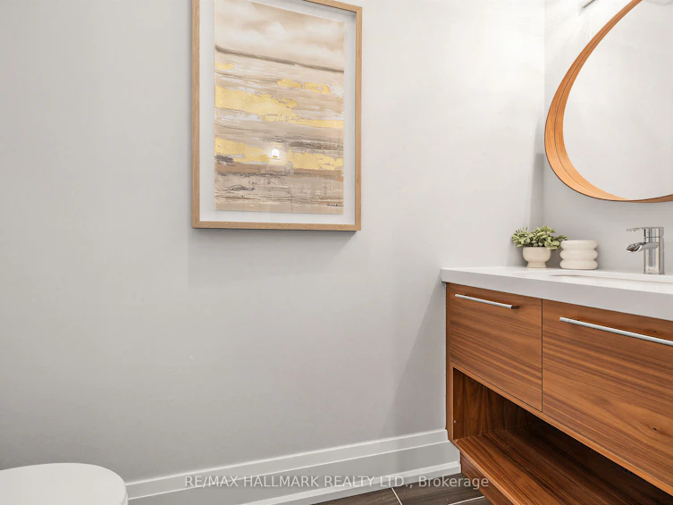1 Dustan Crescent, Toronto, ON, M4J 4G4 - 20