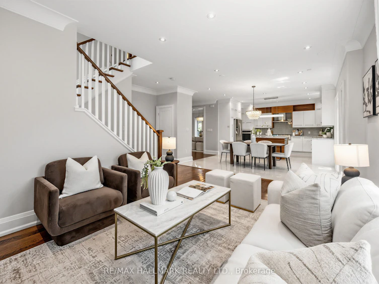 1 Dustan Crescent, Toronto, ON, M4J 4G4 - 18