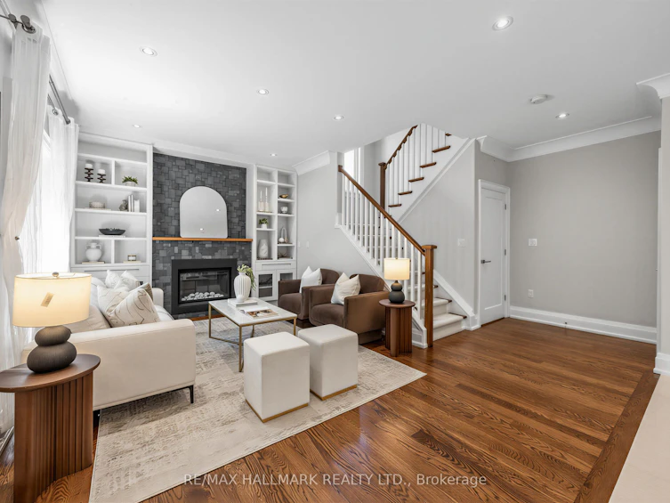 1 Dustan Crescent, Toronto, ON, M4J 4G4 - 17