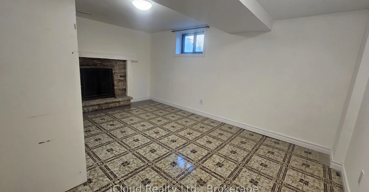 Bsmnt-111 Bexhill Avenue, Toronto, ON, M1L 3C2 - 9