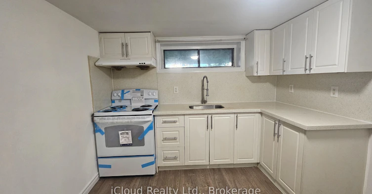Bsmnt-111 Bexhill Avenue, Toronto, ON, M1L 3C2 - 3