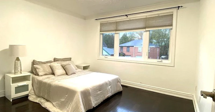 2nd-57 Glenside Avenue, Toronto, ON, M4L 2T6 - 9