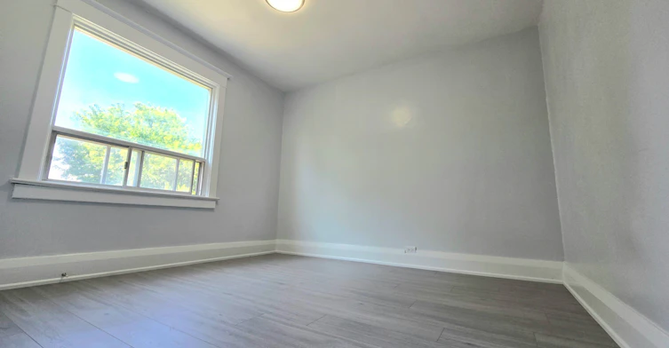 Upper-344 Glebeholme Boulevard, Toronto, ON, M4C 1V1 - 6