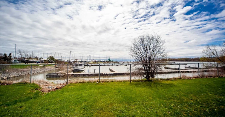 29 Steamboat Way, Whitby, ON, L1N 0M6 - 35