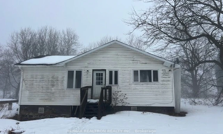 3293 Holt Road