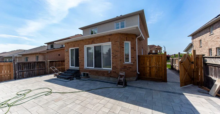 114 Medland Avenue, Whitby, ON, L1P 1T5 - 31