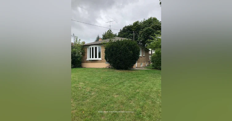 (Main Level)-38 Peking Road, Toronto, ON, M1J 2X4 - 2
