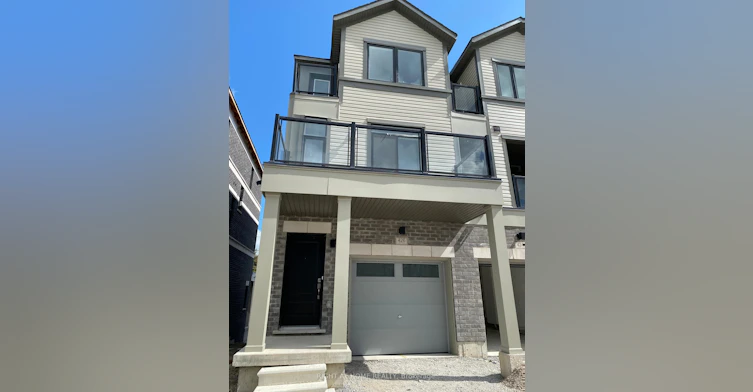 426 Okanagan Path, Oshawa, ON, L1H 1C7