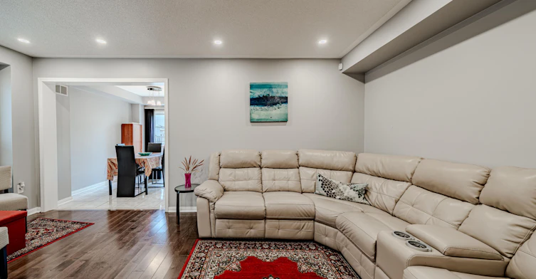 Upper-28 Samandria Avenue, Whitby, ON, L1R 2Z7 - 11