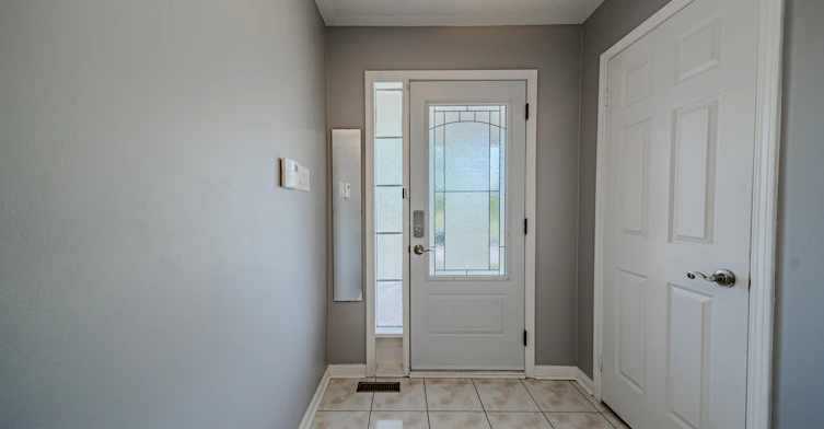 Upper-28 Samandria Avenue, Whitby, ON, L1R 2Z7 - 7