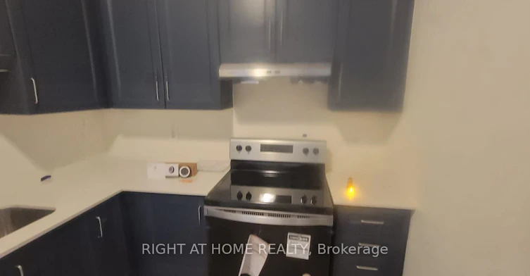 327-1695 Dersan Street, Pickering, ON, L1X 0S9 - 5