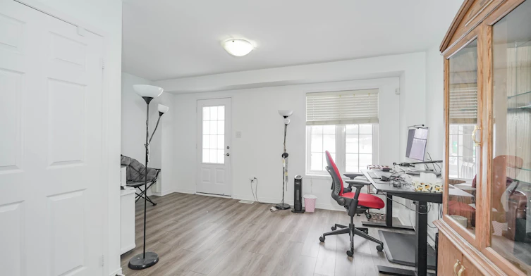 401 Rossland Road E, Ajax, ON, L1Z 0M7 - 8