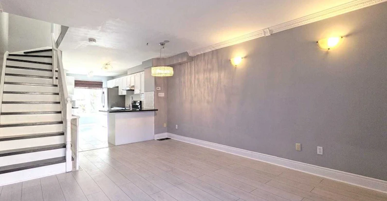 1173 Craven Road, Toronto, ON, M4J 4V7 - 9