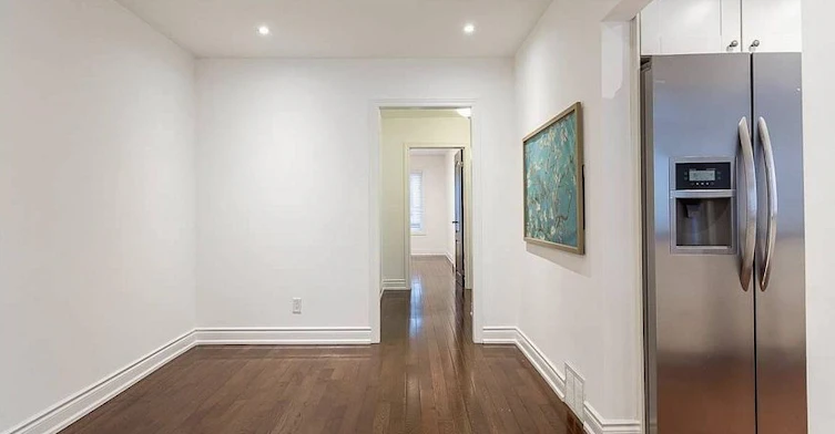 25 Love Crescent, Toronto, ON, M4E 1V6 - 4