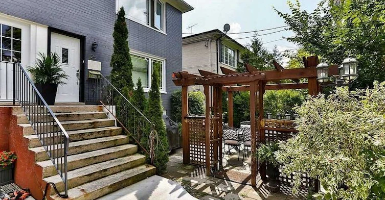 25 Love Crescent, Toronto, ON, M4E 1V6 - 18