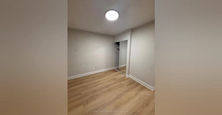 31 Boyce Avenue, Toronto, ON, M1J 1J4 - 10