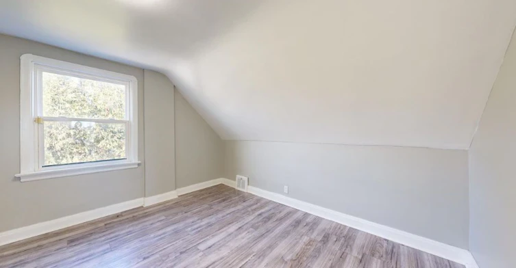 77 Glenburn Avenue, Toronto, ON, M4B 2X7 - 19