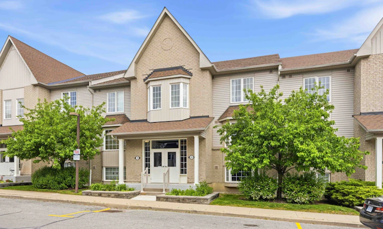 2-21 Petra Way
