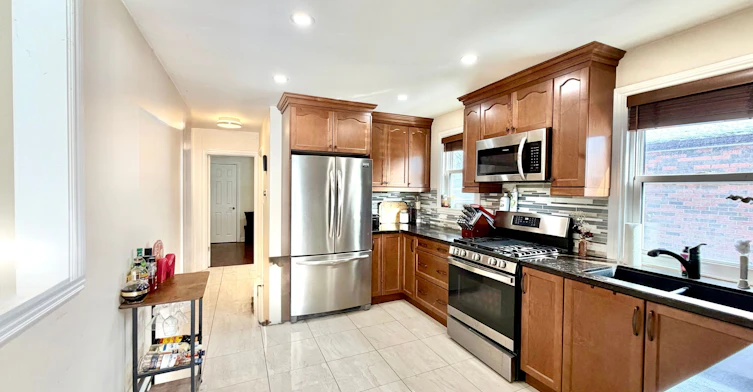 Main Floor-67 Highland Avenue, Oshawa, ON, L1H 6A4 - 12