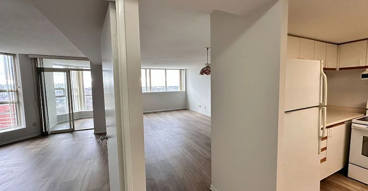 1618-2466 Eglinton Avenue E, Toronto, ON, M1K 5J8 - 4