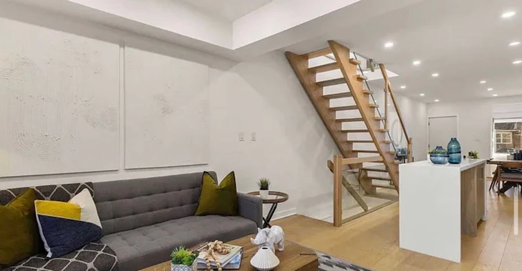 386 Coxwell Avenue, Toronto, ON, M4L 3B7 - 31