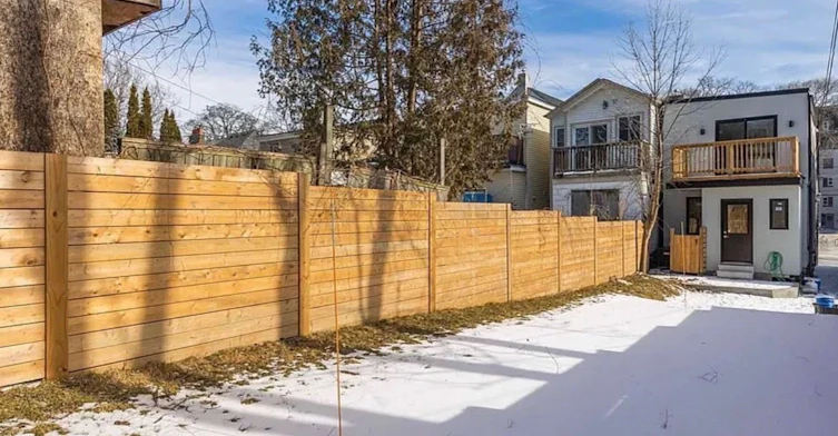386 Coxwell Avenue, Toronto, ON, M4L 3B7 - 23