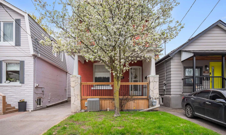 326 Cedarvale Avenue
