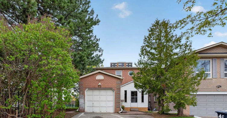 Bsmt-43 Saintsbury Square, Toronto, ON, M1V 3K1