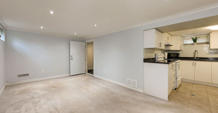 Lower-17 Park Street, Toronto, ON, M1N 2N3 - 9